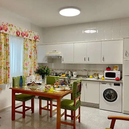 Emycanarias Homes Vecindario