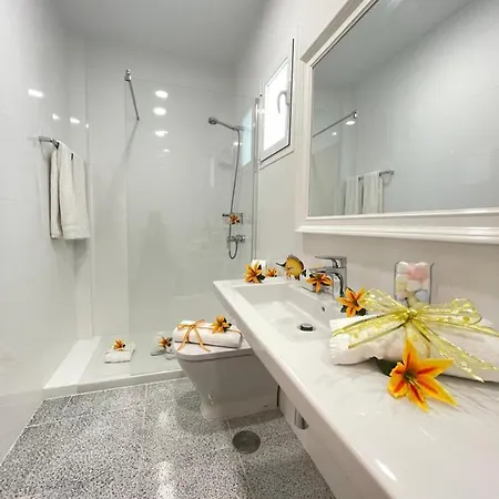 Emycanarias Homes * Vecindario (Gran Canaria)