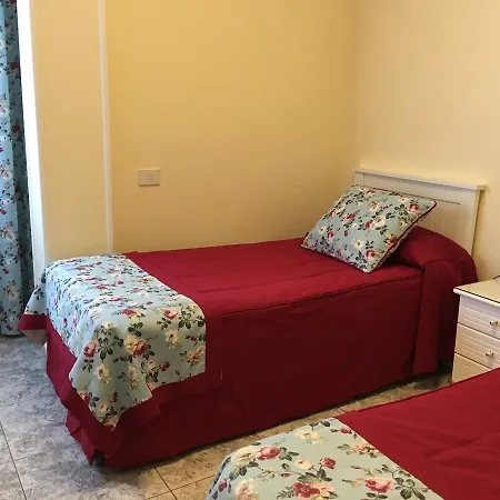 Emycanarias Homes Vecindario Весиндарио