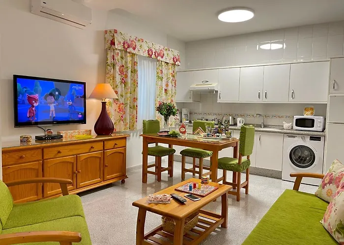 Emycanarias Homes * مْبيسينداريو