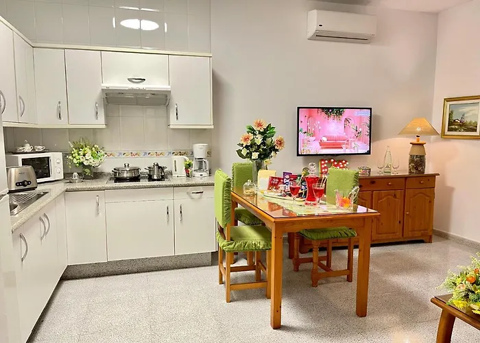 Emycanarias Homes * مْبيسينداريو