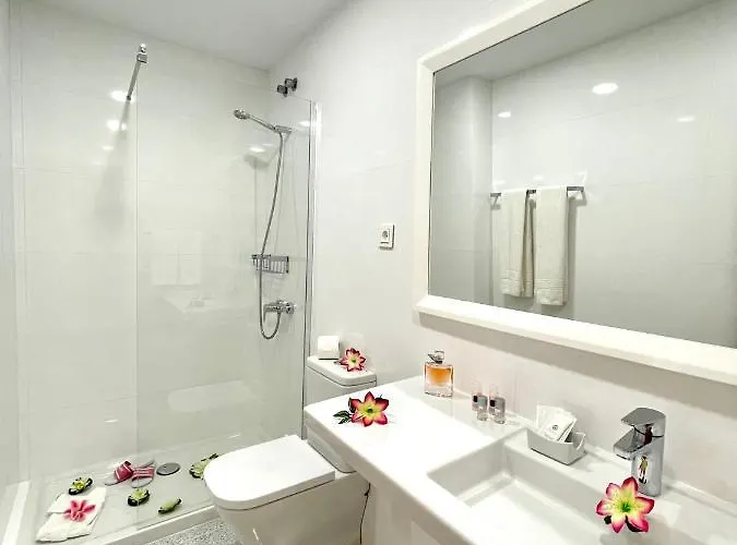 Emycanarias Homes * مْبيسينداريو