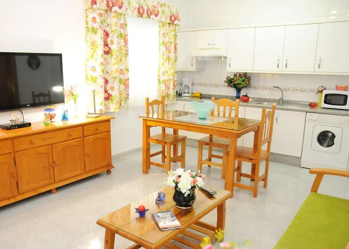 Emycanarias Homes مْبيسينداريو