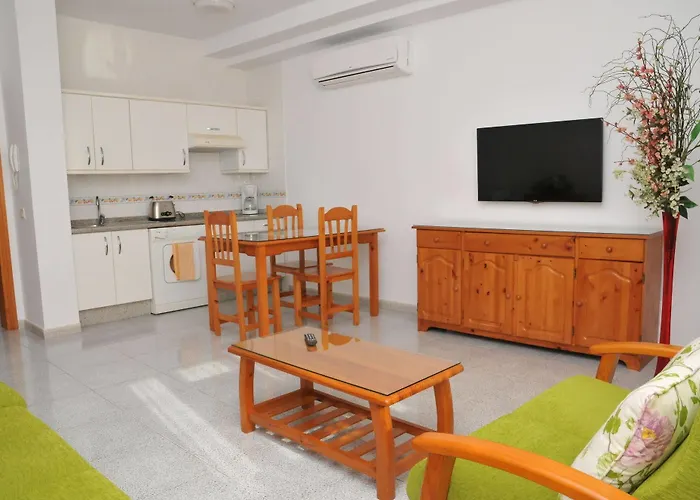 Emycanarias Homes مْبيسينداريو
